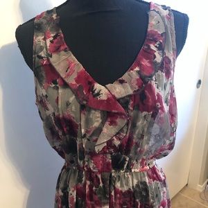 Sleeveless blouse